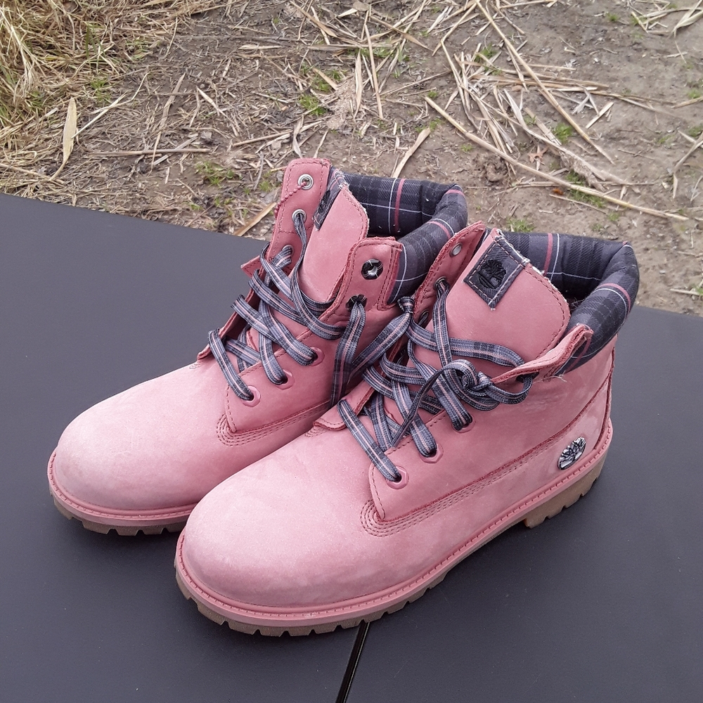 Timberland Plaid Boots Size 7 Womens